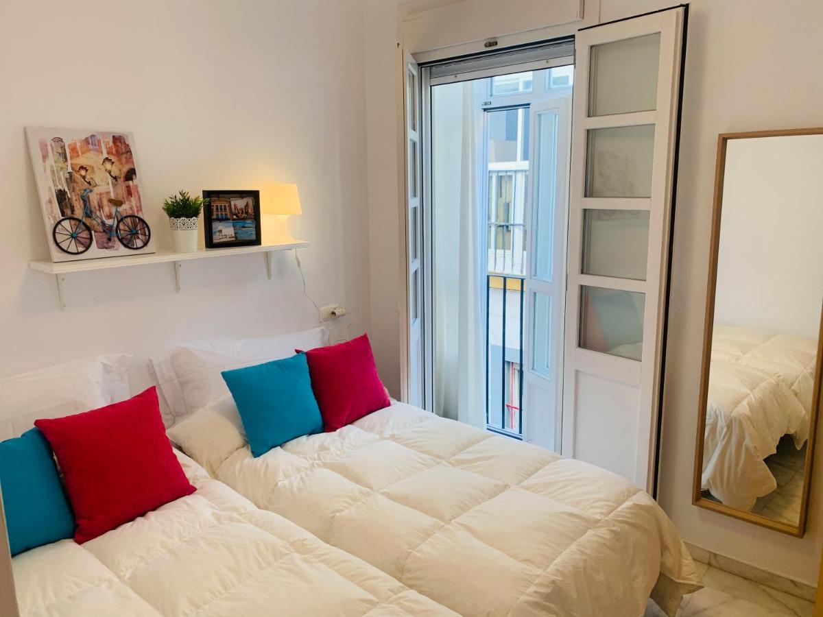 Bonito Apartamento Junto Al Gran Teatro Falla Cádiz Exteriér fotografie